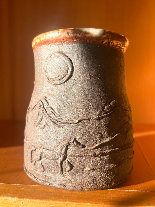 Storytelling Mug: Dark Horse in Sierra Nevada Mountains by Sunlight and Moonlight